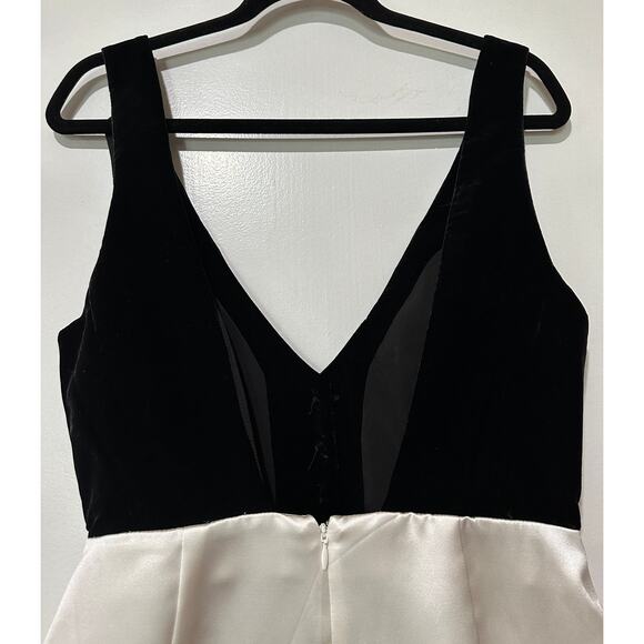 For Love and Lemons Drew Velvet Romper Black White Size Medium NWT Satin Shorts - Picture 11 of 16
